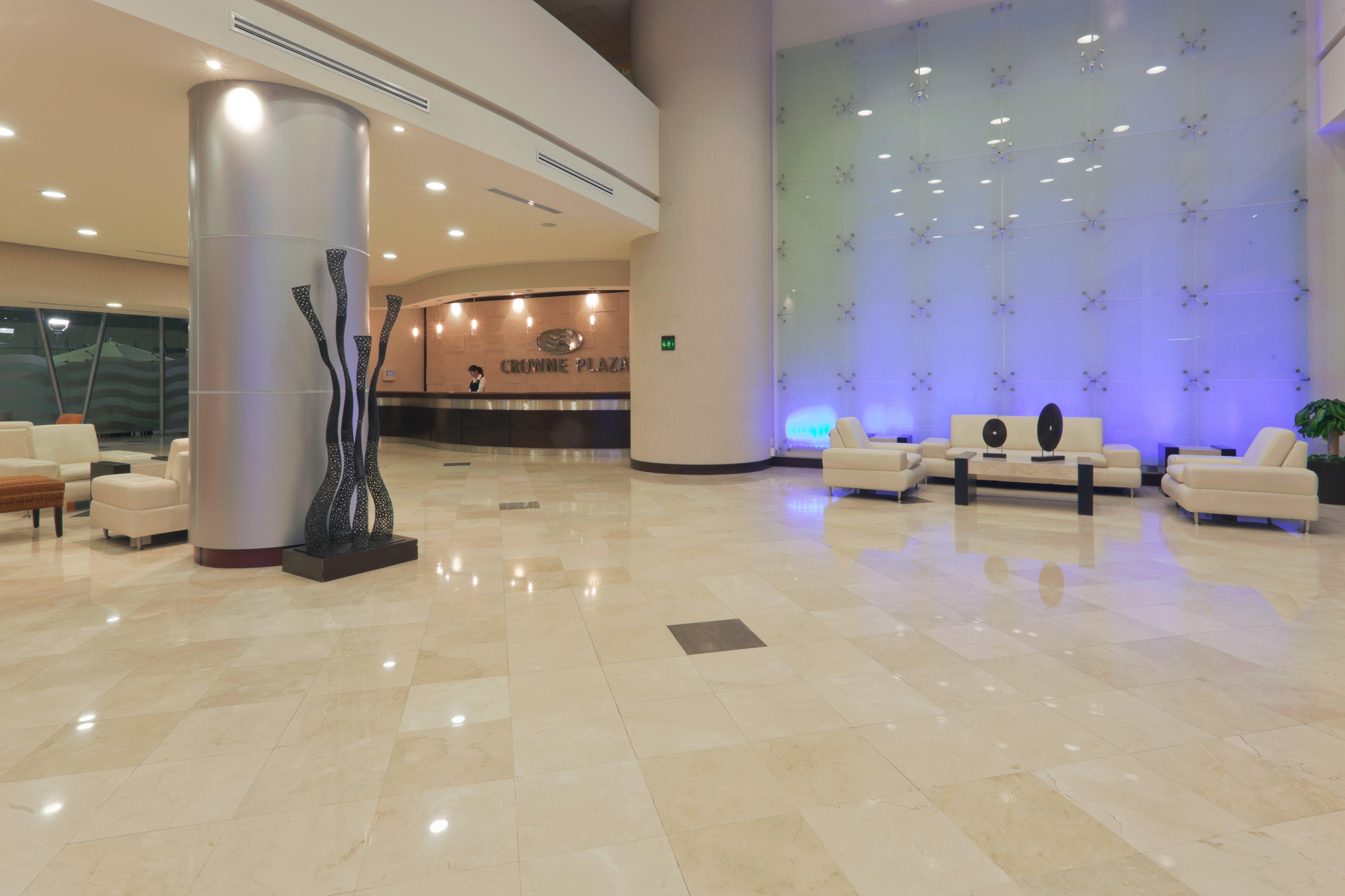 Crowne Plaza Leon By Ihg Hotel Екстериор снимка