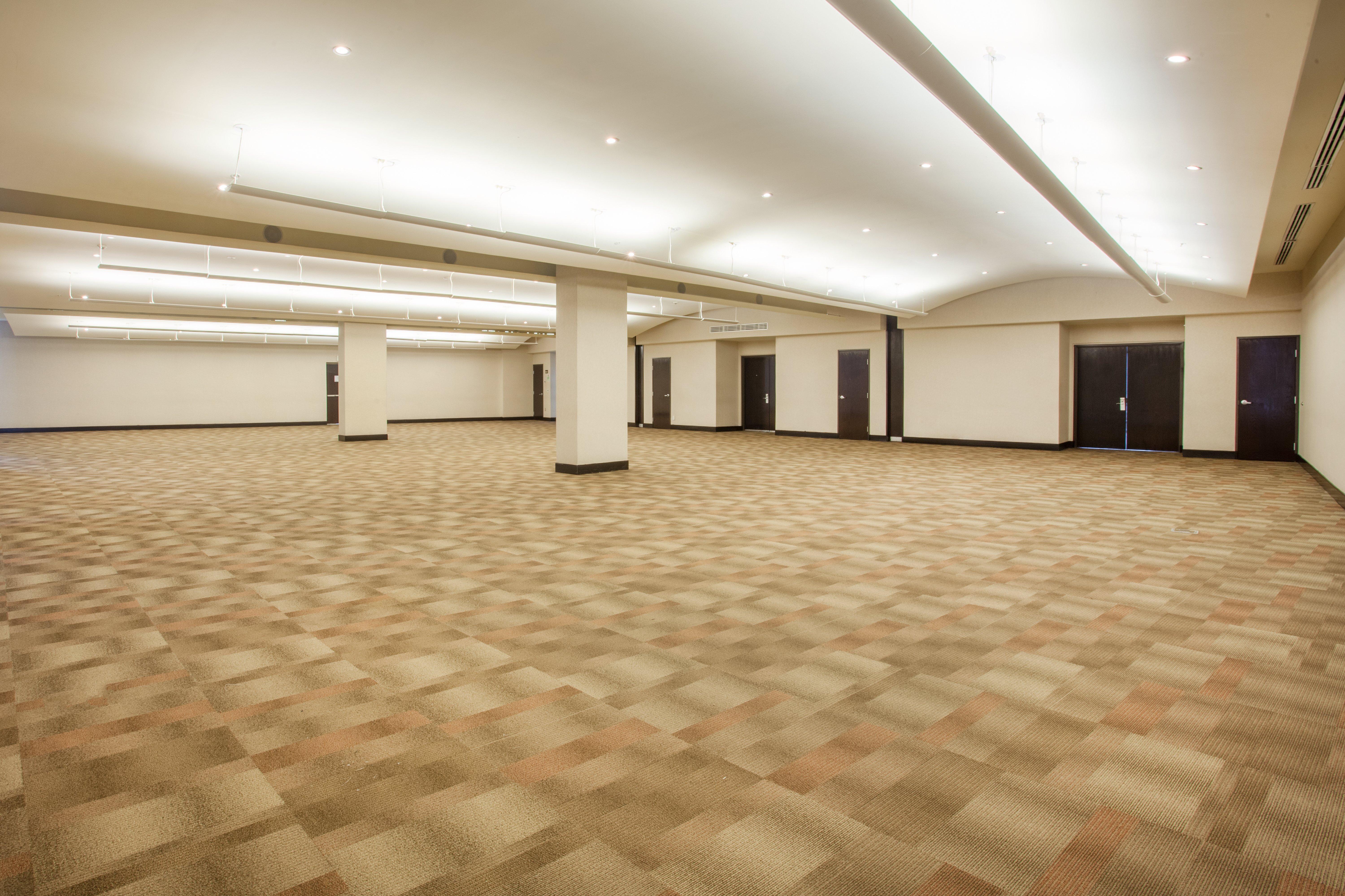 Crowne Plaza Leon By Ihg Hotel Екстериор снимка