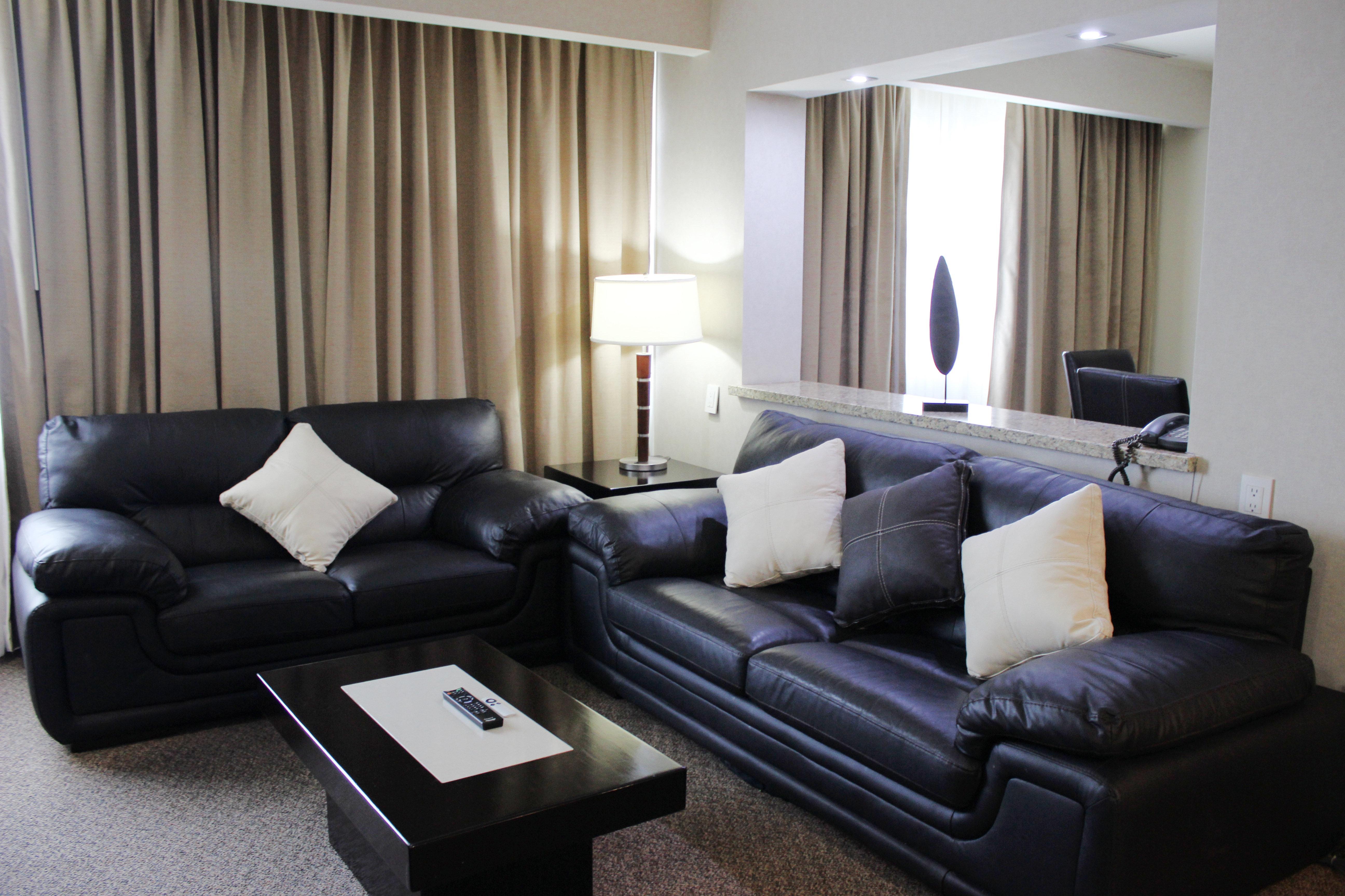 Crowne Plaza Leon By Ihg Hotel Екстериор снимка